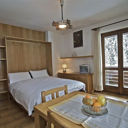 Residence Raffaella Santa Caterina Valfurva Quarto foto