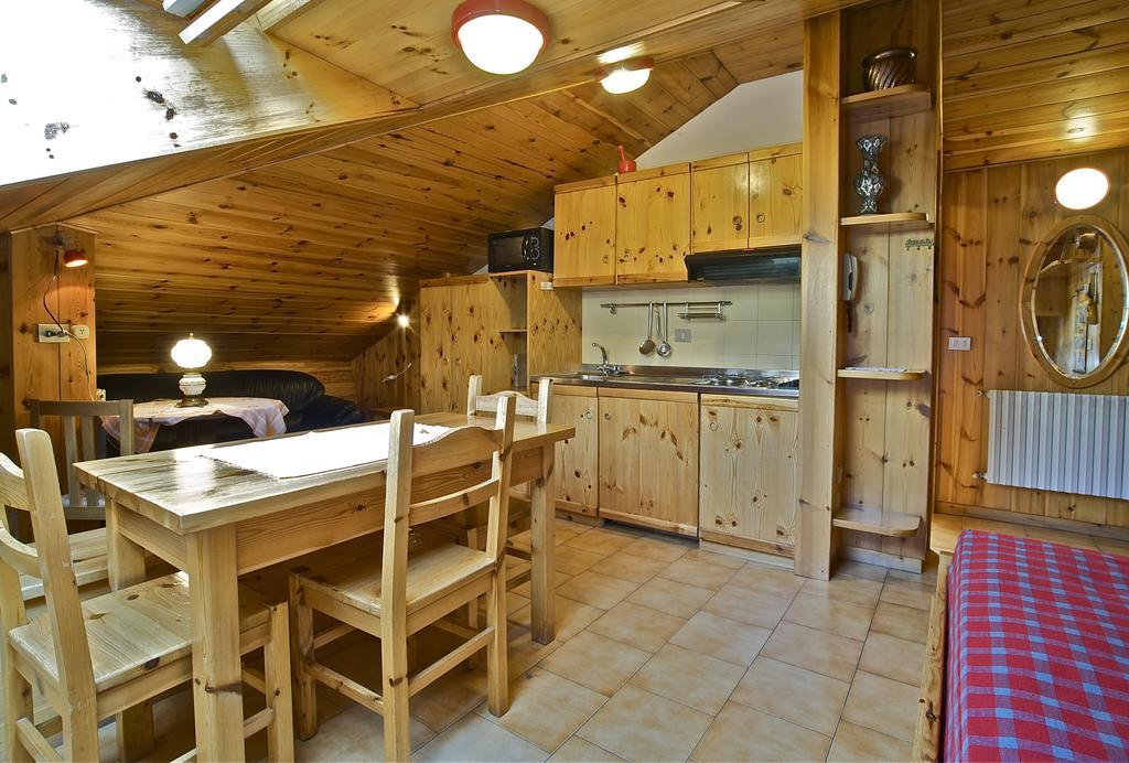 Residence Raffaella Santa Caterina Valfurva Quarto foto